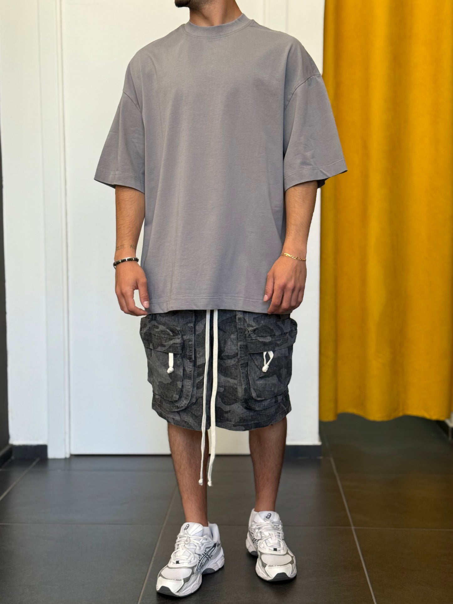 T-SHIRT OVERSIZE Colletto GRIGIO