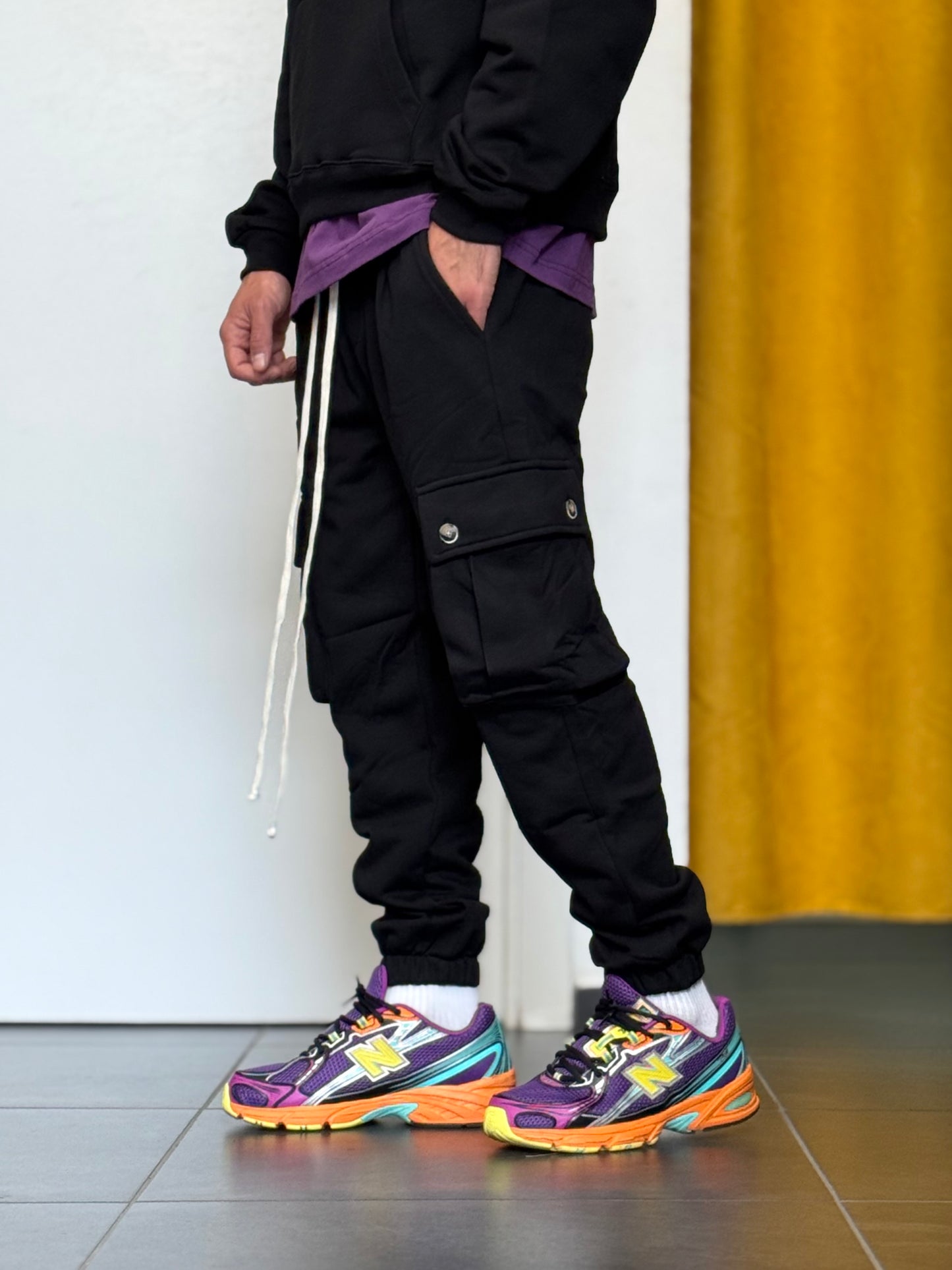 COMPLETO TUTA Cappuccio + Cargo NERO