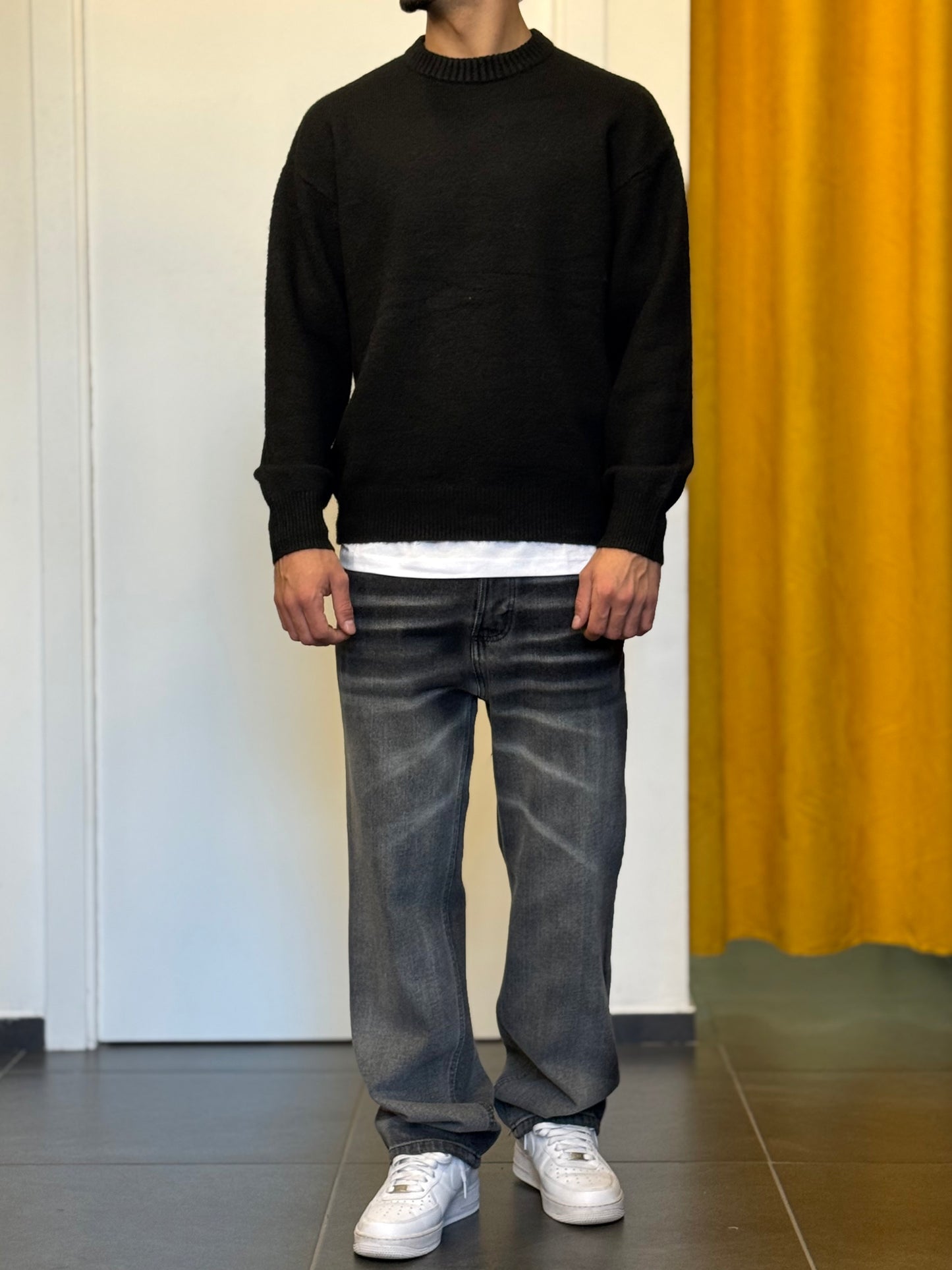 MAGLIONE Semi-Over NERO