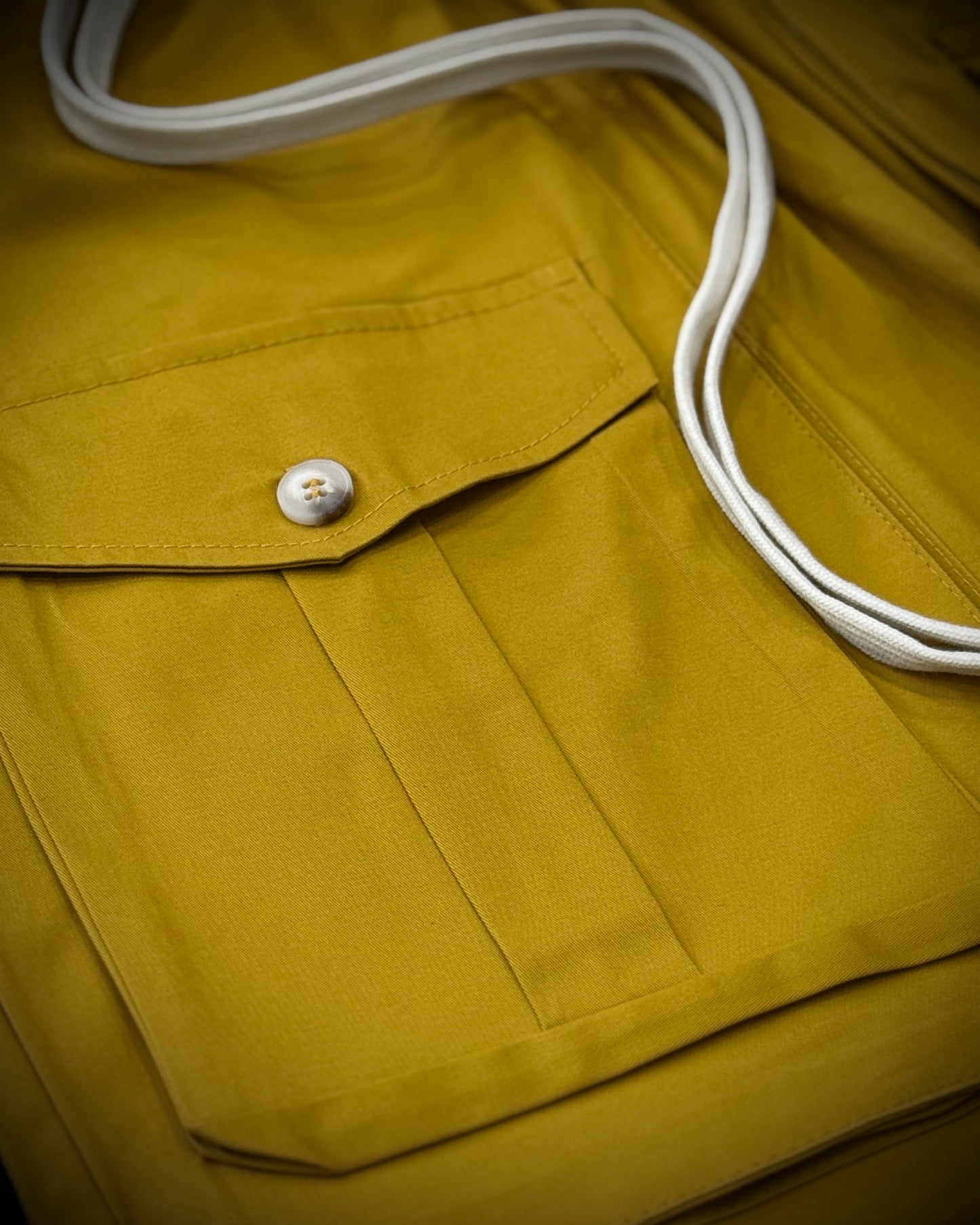 FRONT CARGO 2025 Giallo Senape