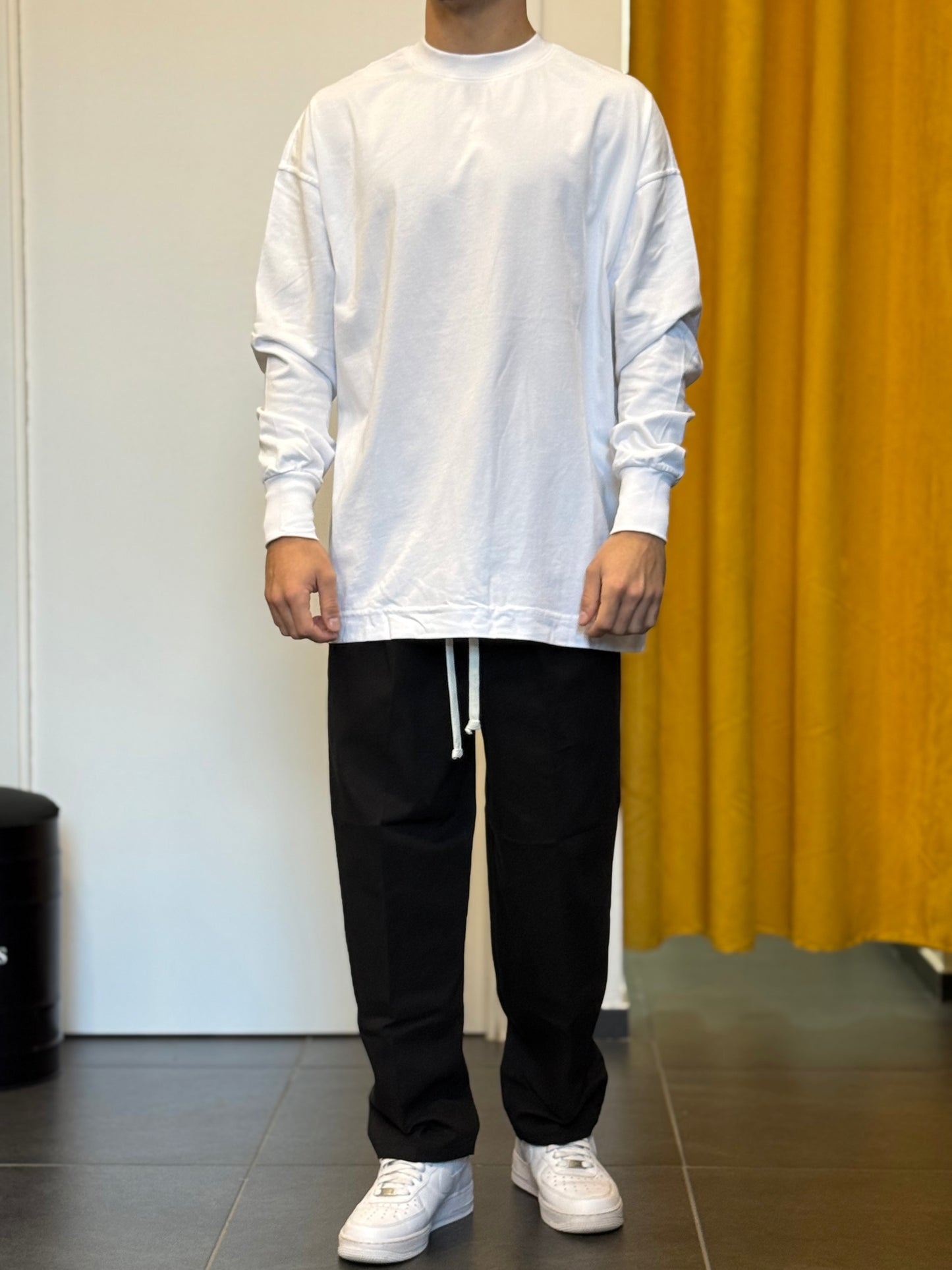 T-SHIRT PREMIUM Maniche Lunghe Slavato BIANCO