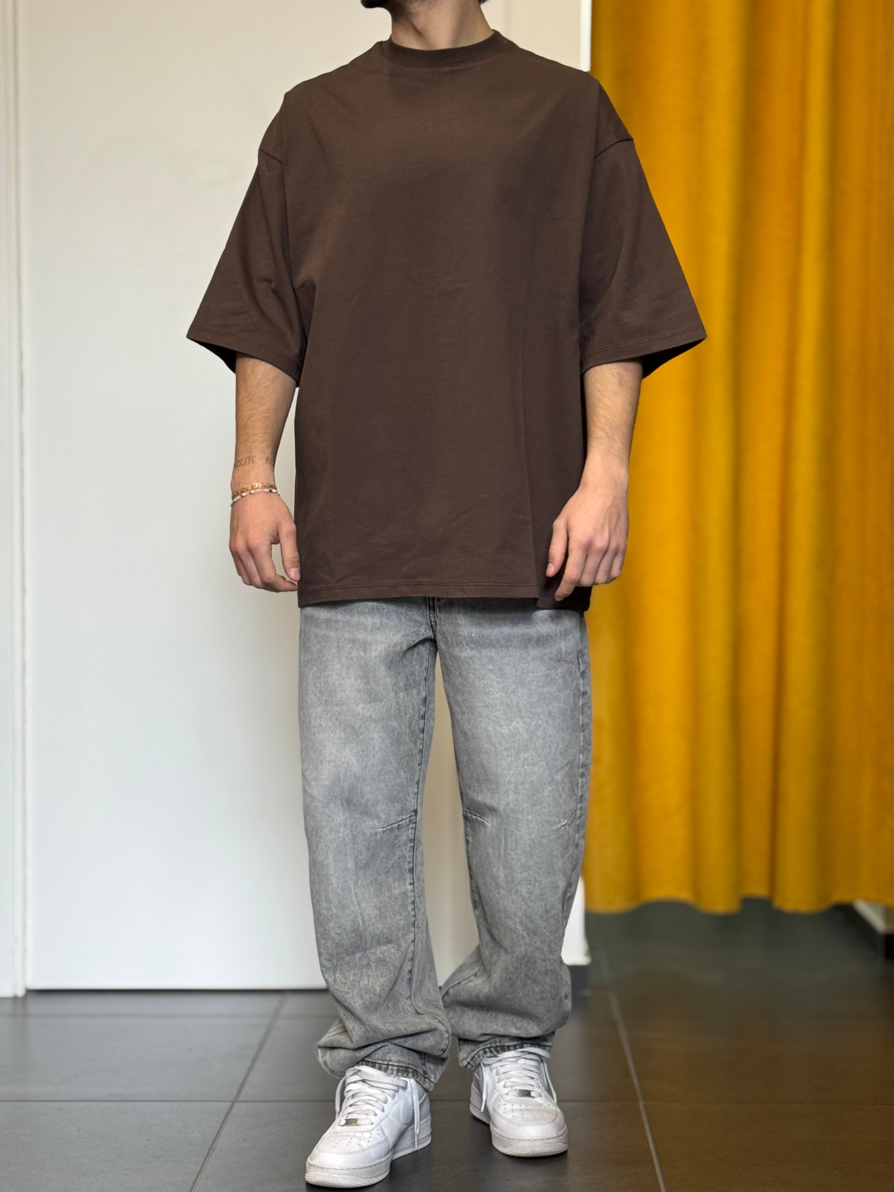 T-SHIRT Oversize MARRONE