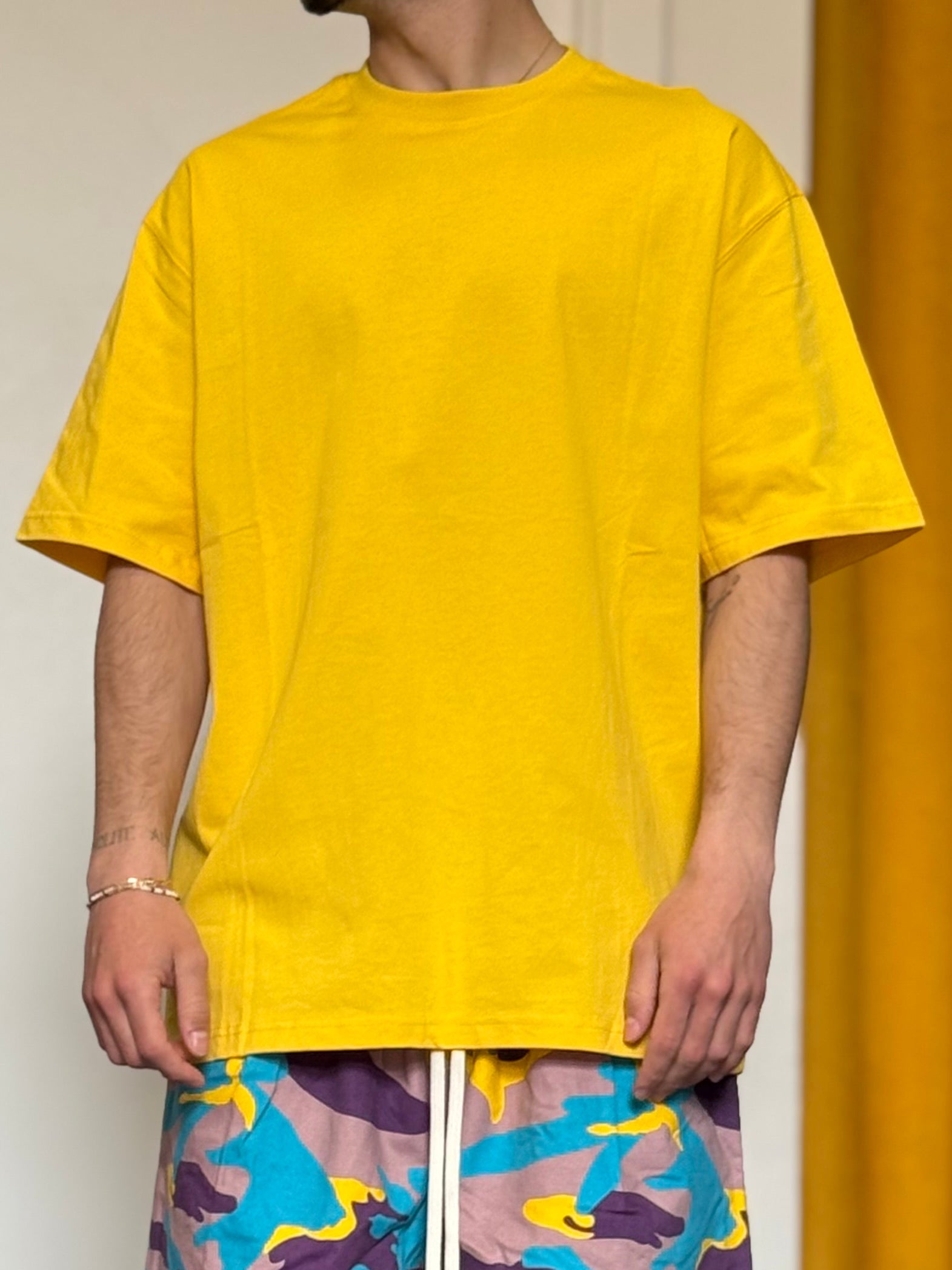 T-SHIRT OVER Giallo