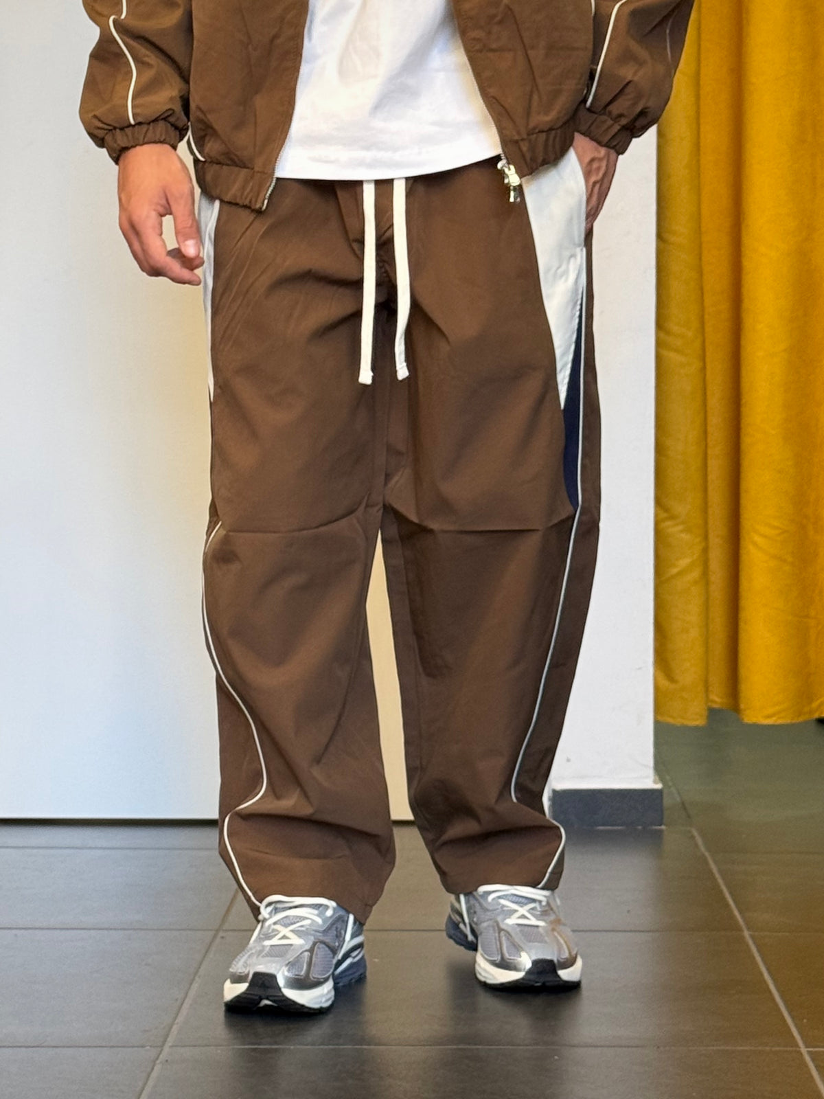 TUTA Tech MARRONE