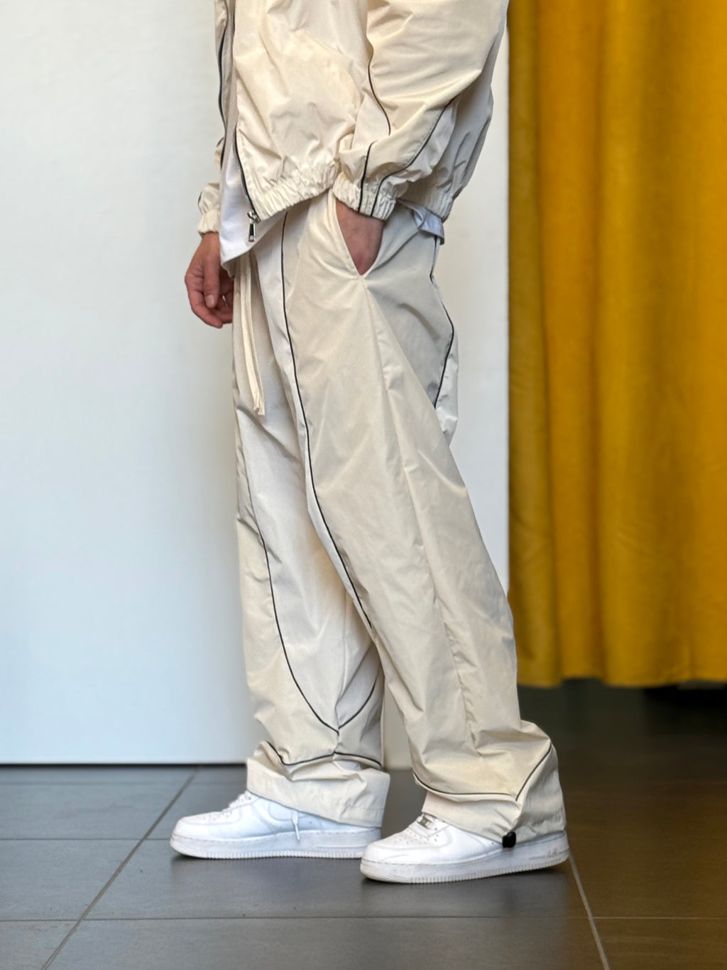 TUTA PRIMAVERA Tessuto Tecnico PANNA