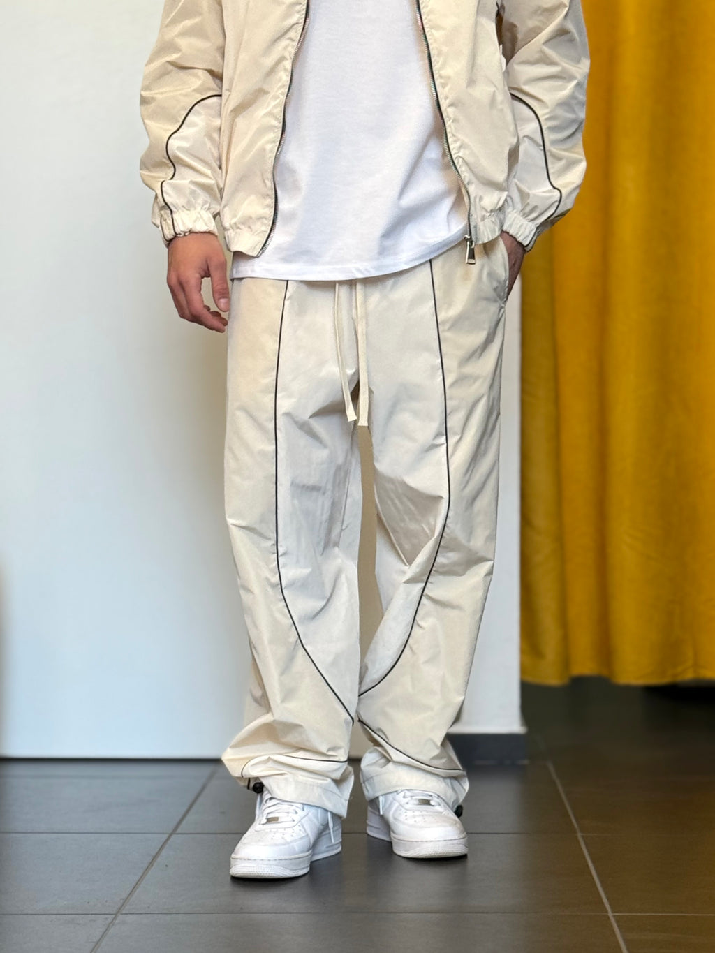 TUTA PRIMAVERA Tessuto Tecnico PANNA