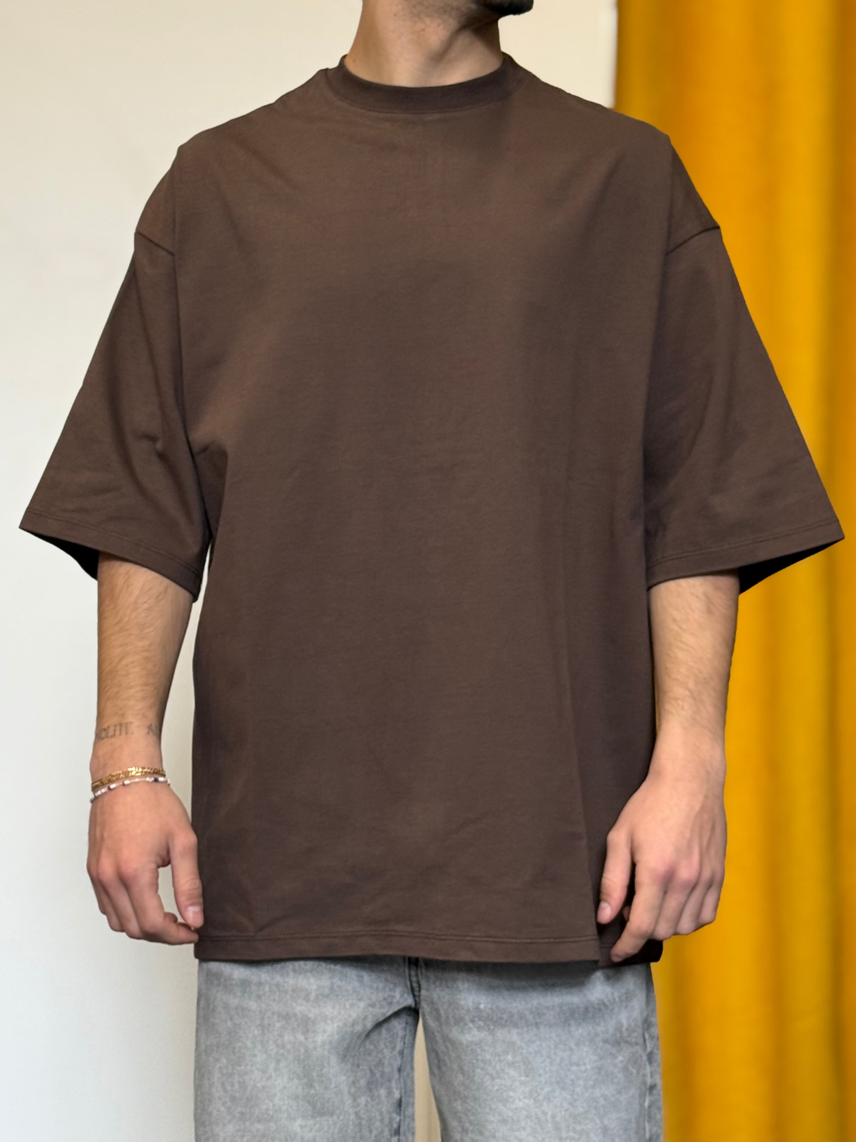 T-SHIRT Oversize MARRONE