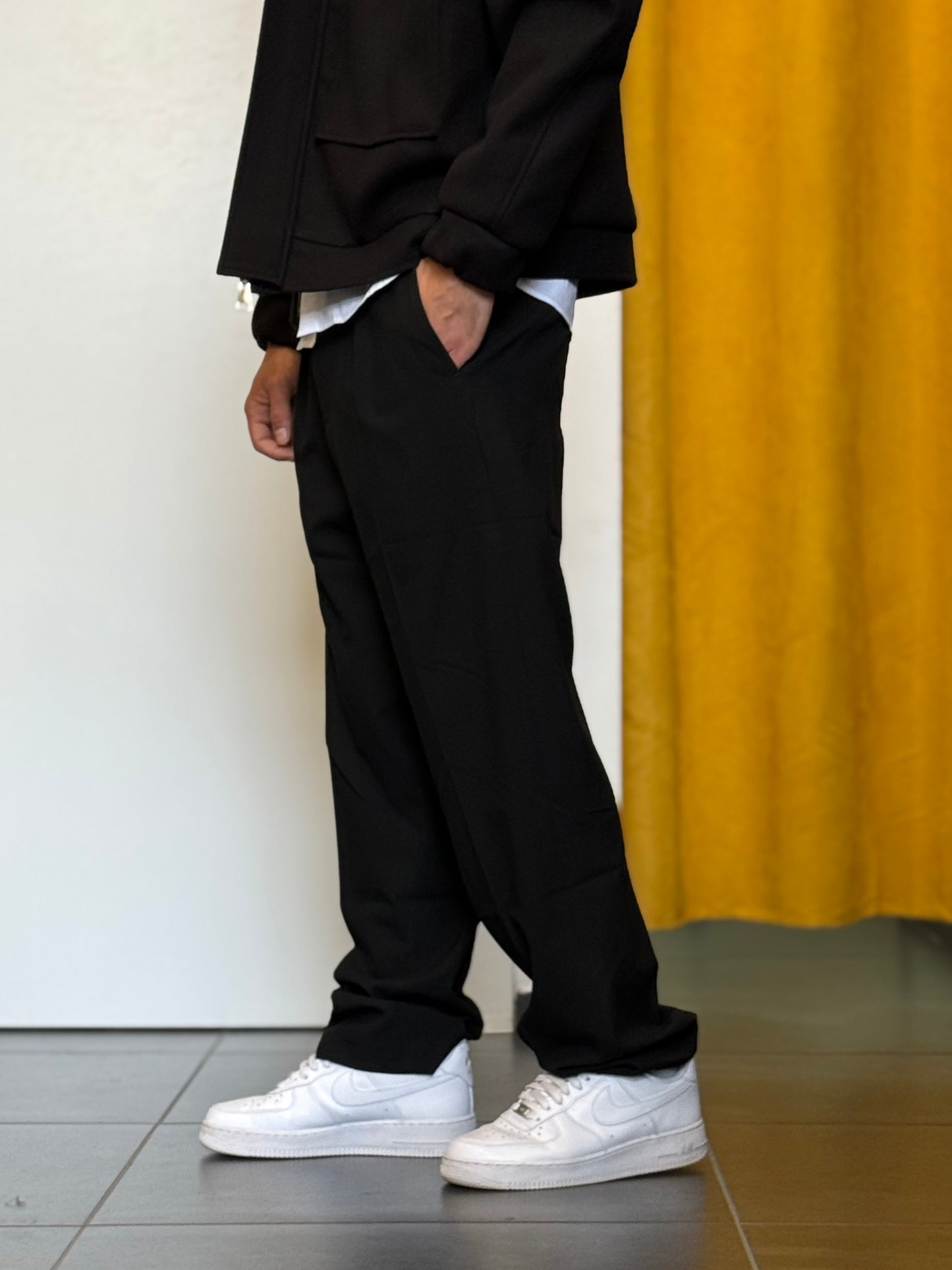 PANTALONE Elegante Semi-Over NERO